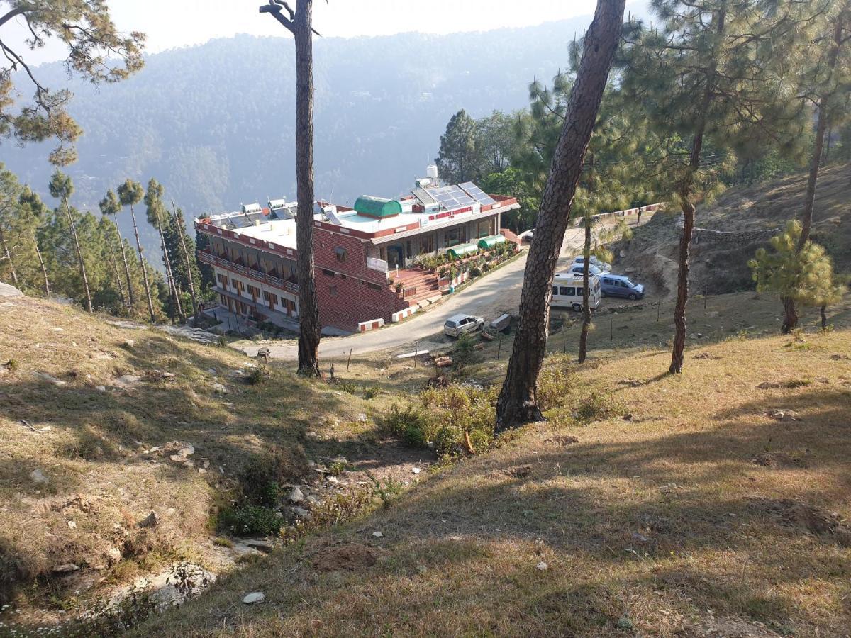 The Ranikhet Continental Hotel Exterior photo